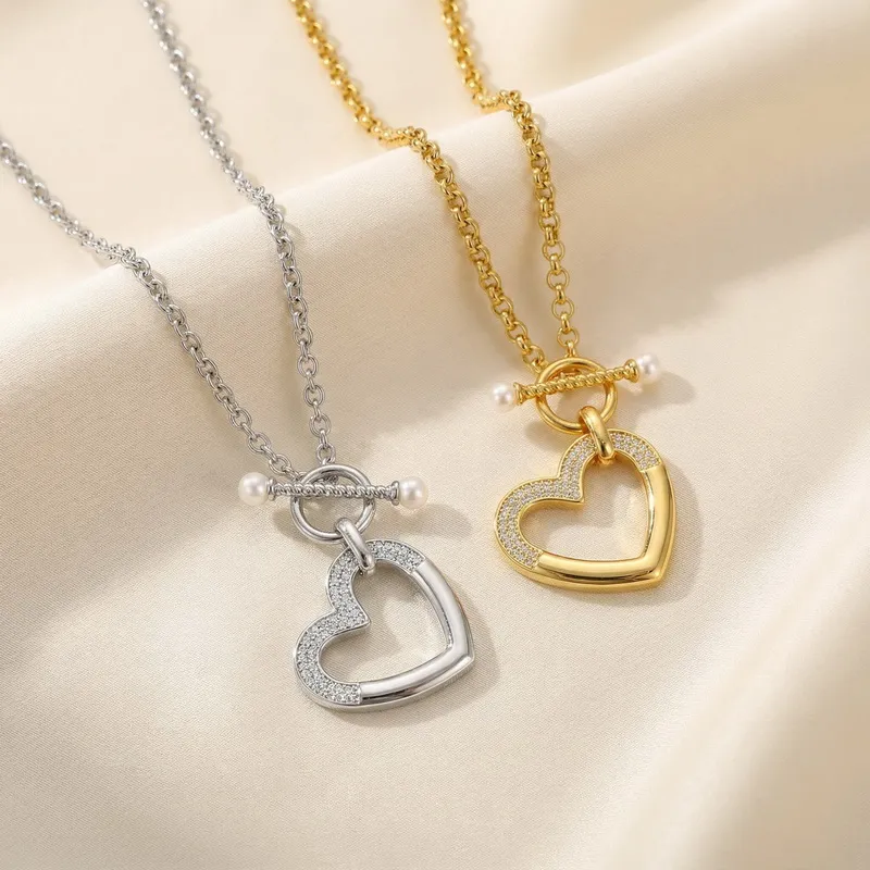 Fashion Jewelry Set Personalized Hollow Heart Pendant Stainless Steel Necklace Women Wholesale