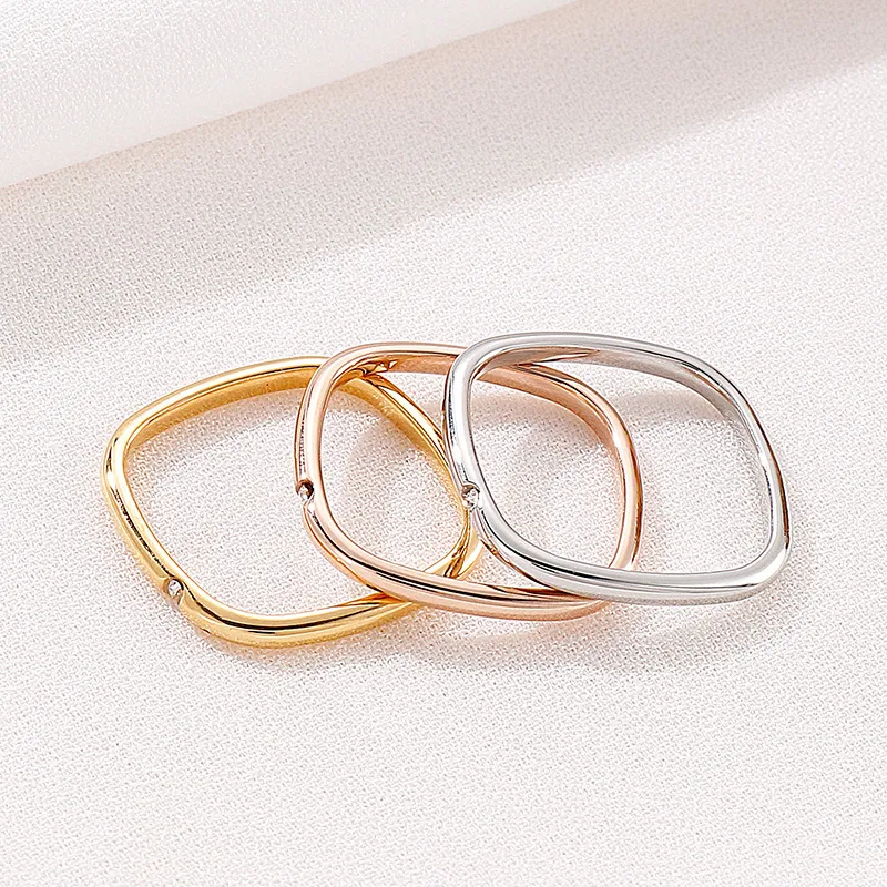 Chic Plain Square Ring with Diamonds for Couples - Perfect for Index Finger