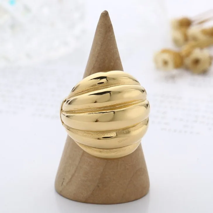 Geometric Design Glossy Finish Ring for Stylish Index Finger