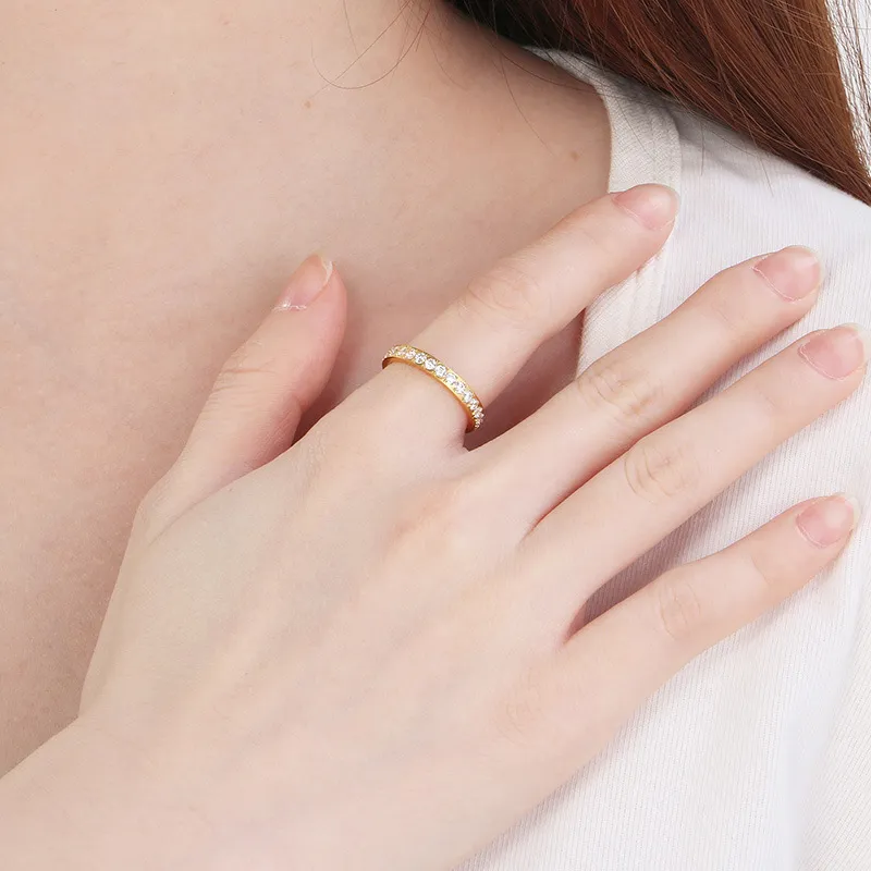 Luxurious Stainless Steel Ring for Women with Single Row of Diamond-Set Stainless Steel Band