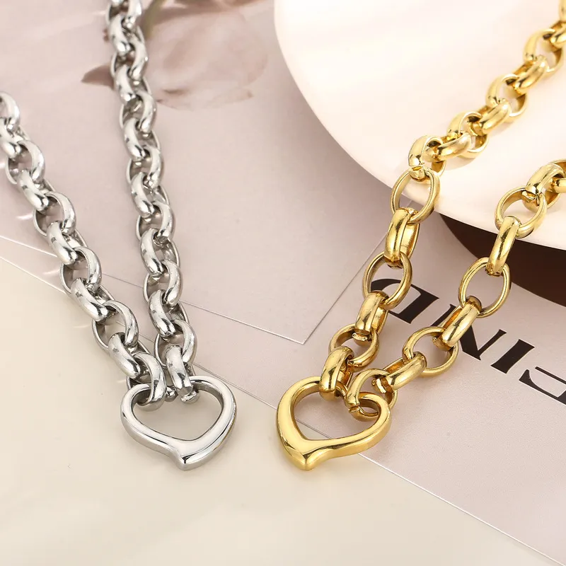 Fashion Stainless Steel Heart Pendant Earrings Bracelet Necklace Set Jewelry Accessories