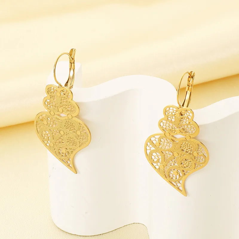 Hollow Metal Heart Leaf Stainless Steel Earrings Vintage Ethnic Water Drop Jewelry Women