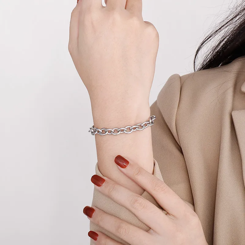 Unique Stainless Steel Ot Buckle Bracelets Chains for Fashionable Couples