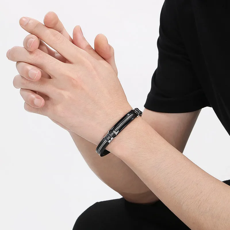 European and American Style Silicone Paired with Stainless Steel Bracelet for Fashionable Men's Jewelry