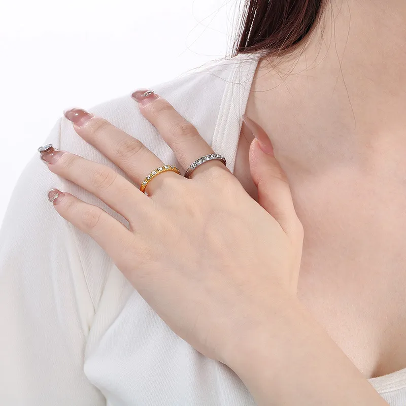 Fashionable and Sweet Single Row Diamond Studded Ring Stainless Steel Multi Style 18K Gold Plated Ring Jewelry Wholesale