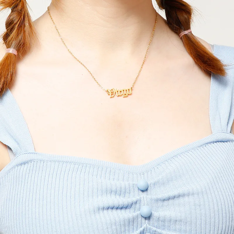 Simple 12 Zodiac Signs English Letter Necklace 18K Gold Personalized Fashion Stainless Steel Necklace Wholesale