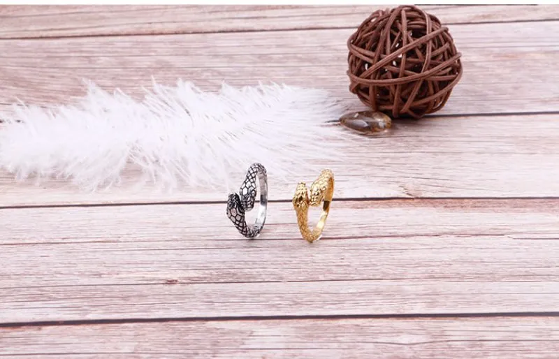 Hot Sale Gothic Vintage Fashion Jewelry Stainless Steel Snake Shape Adjustable Ring