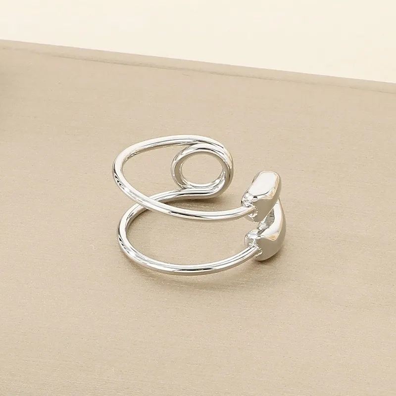 Creative Distressed Brooch with Openning Exquisite Wide-Format Laser-Etched Stainless Steel Ring