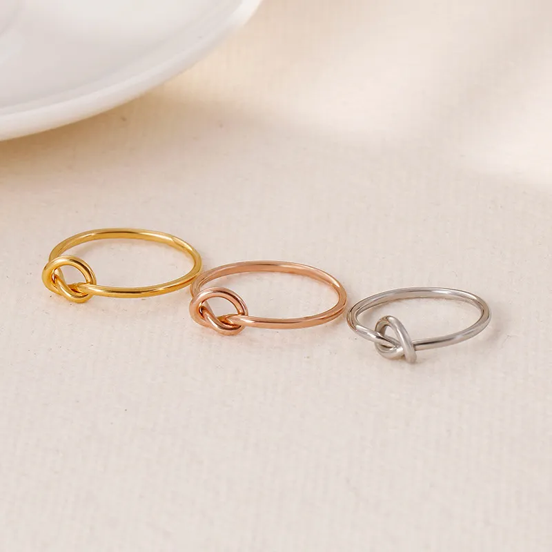 Fashion Commuting Stainless Steel Creative Hollow Knot Temperament Girl Ring Jewelry Wholesale