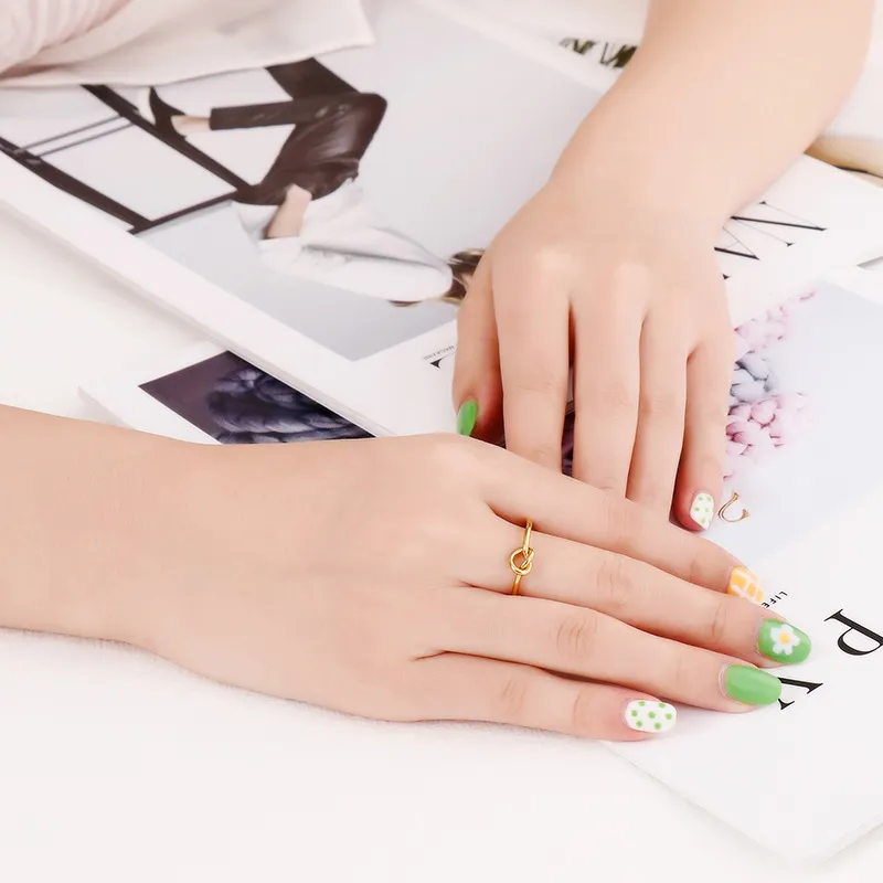 Fashion Commuting Stainless Steel Creative Hollow Knot Temperament Girl Ring Jewelry Wholesale
