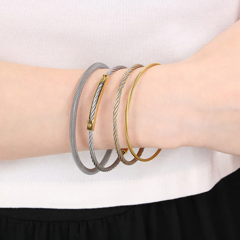 Vintage Personality Cross-Knot 18K Gold-Plated Twisted Stainless Steel Bangle Wholesale