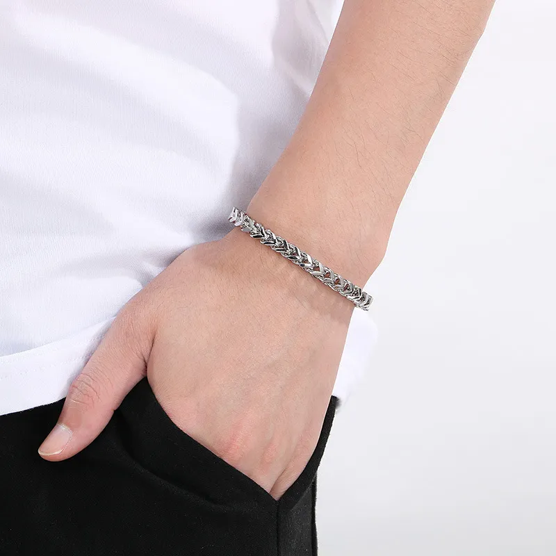 New Stainless Steel Couple Keel Bracelet European and American Simple Four Sided Polished High-End Cuban Chain Bracelet Wholesale