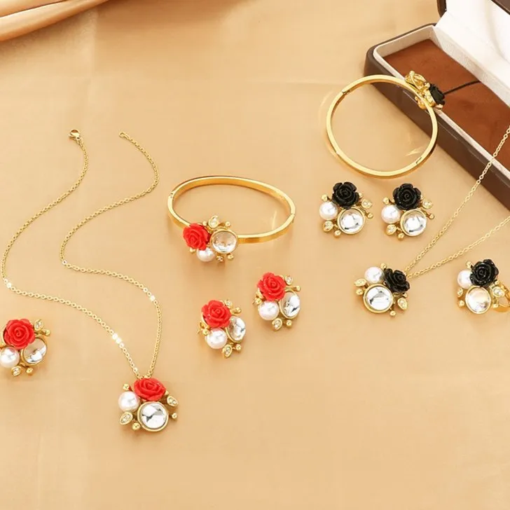 Luxurious Four-Piece Rings Bracelets Jewelry Set with Pearl and Rose Inlays