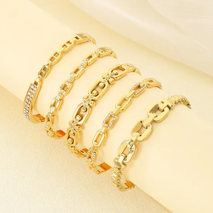 Stainless Steel Jewelry Rhinestone Bangle Suitable for Daily Wear