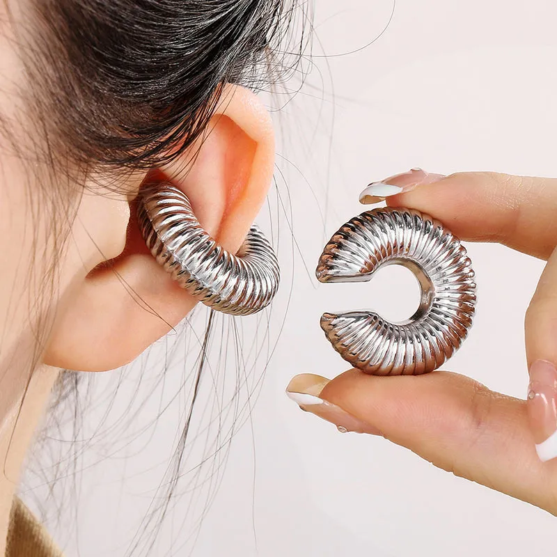 Fashionable and Atmospheric Stainless Steel Hollow C-Shaped Temperament Women's Earrings Wholesale Jewelry