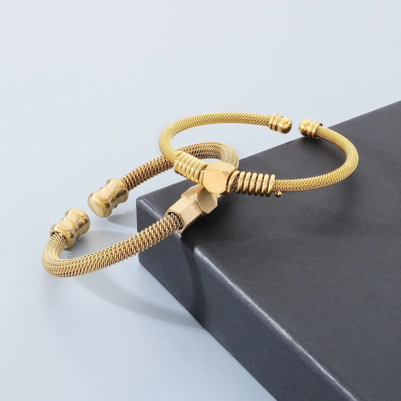 Stainless Steel Mesh Bangle with Multiple Colors to Choose From, Suitable for Daily Jewelry Wear